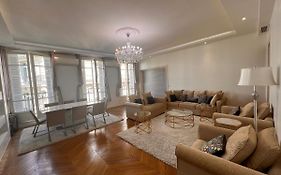 Appartement Champs-Elysees - Hala Paris